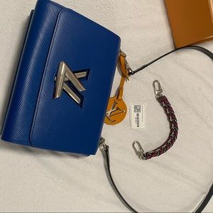 Louis Vuitton Twist Handbag - Blue